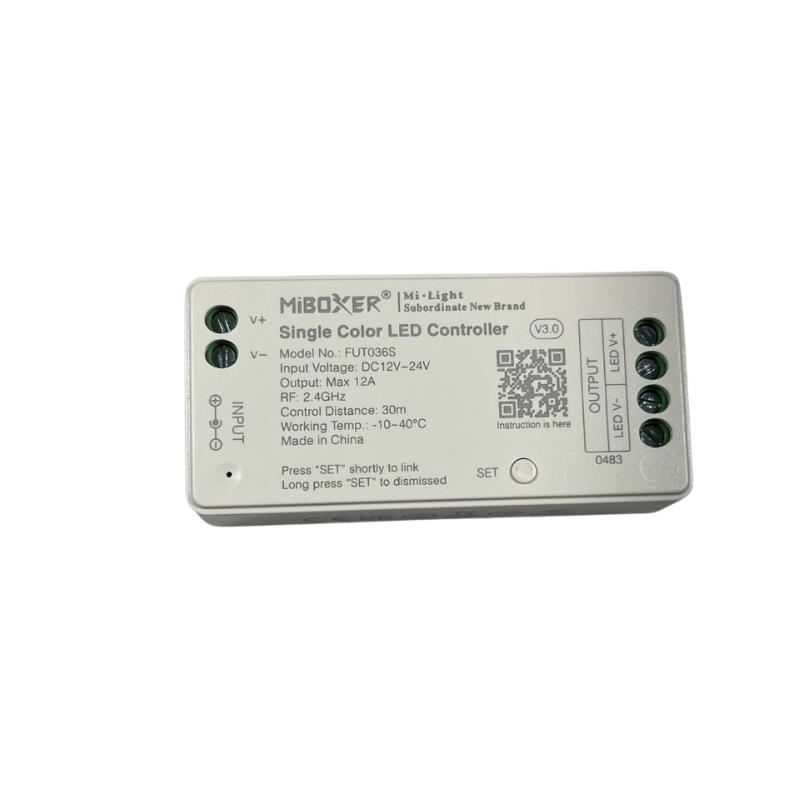 12-24V TOUCH-DOKUNMATİK DUVAR TİPİ LED DİMMER (3.8*3.8cm)