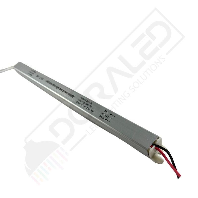 Ultra slim ince parmak led adaptör 24 volt 2,5 amper 60 watt (30x2x2cm)