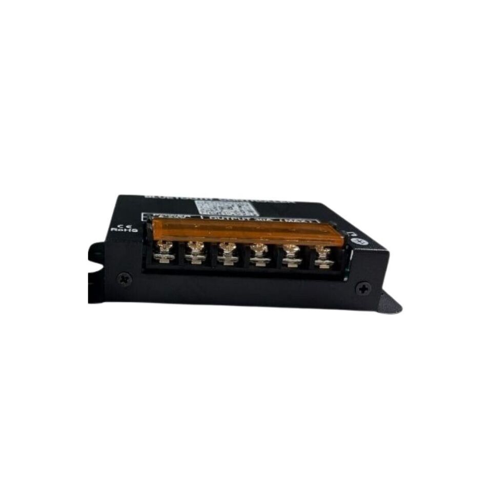 Bluetooth Kontrollü Müzik Modlu RGB Led Kontrol Kumandası 5-24V 30A